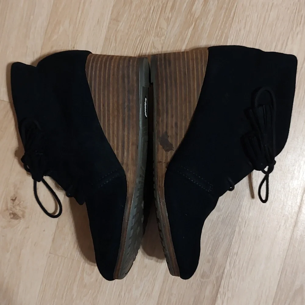 Dr. Scholl's Womens Dakota Faux Suede Wedge Booties Black Lace-up Tassels Size 6